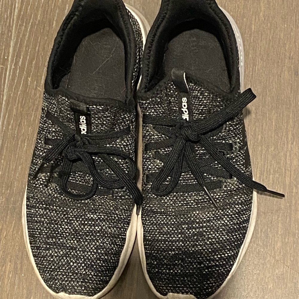 Adidas Women's Cloudfoam Pure 2.0 Running Shoe - size 8